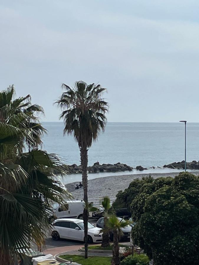 Apartament Casa Arcobaleno Ventimiglia Zewnętrze zdjęcie